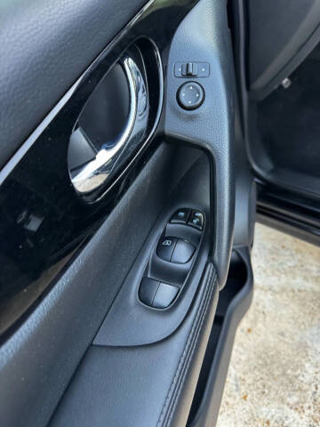 2021 Nissan Rogue Sport SV