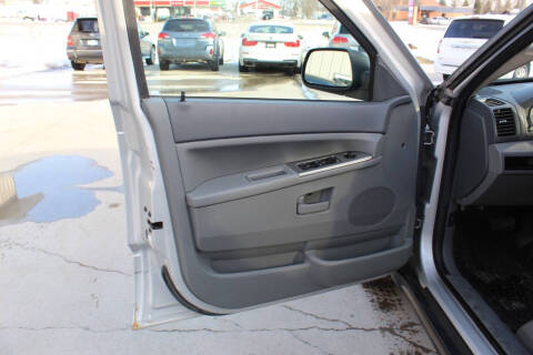 2006 Jeep Grand Cherokee Laredo