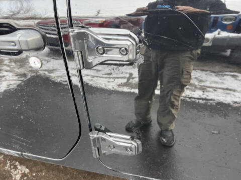 2020 Jeep Wrangler Unlimited Sahara Altitude