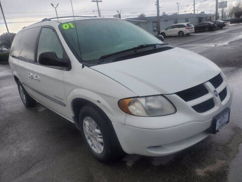 2001 Dodge Grand Caravan for sale at S&S Best Auto Sales LLC in Auburn WA