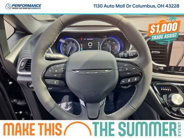 2027 Chrysler Pacifica Limited