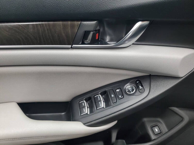 2020 Honda Accord EX