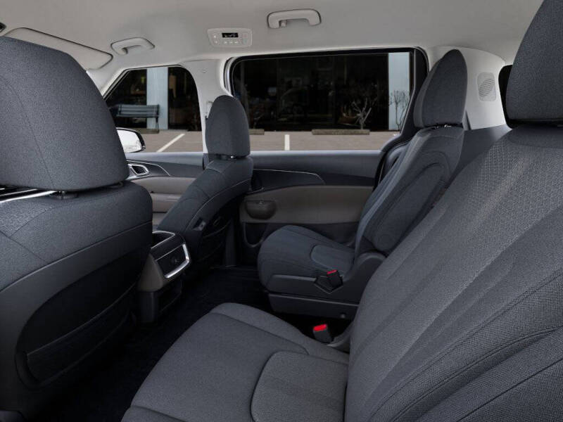 2026 Kia Carnival LX