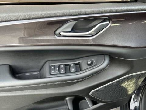 2022 Jeep Grand Cherokee Altitude