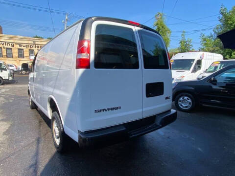 2019 GMC Savana 2500