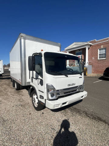 2023 Isuzu NPR-HD