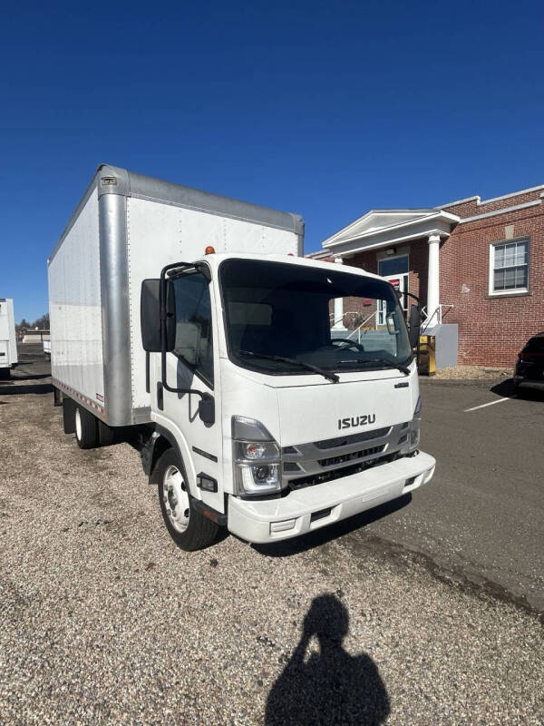 2023 Isuzu NPR-HD