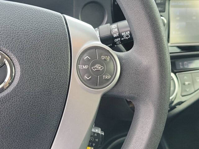 2016 Toyota Prius c Two