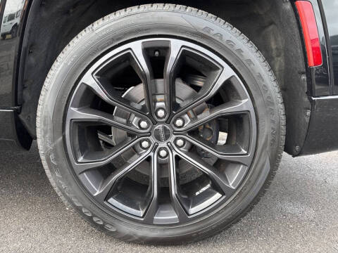 2022 Jeep Grand Wagoneer Series II