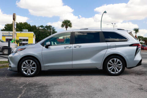 2021 Toyota Sienna Platinum 7-Passenger