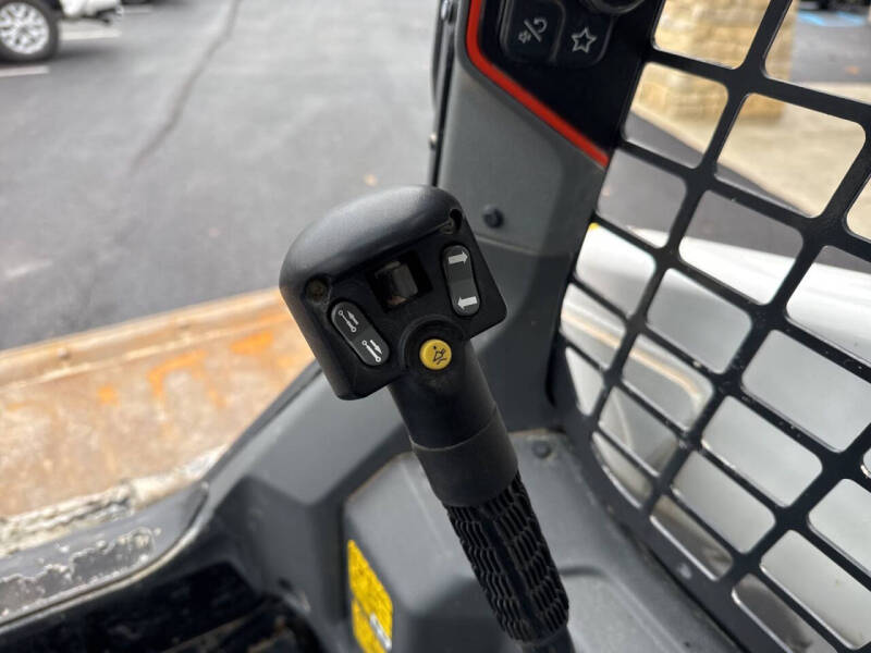2023 Bobcat S64