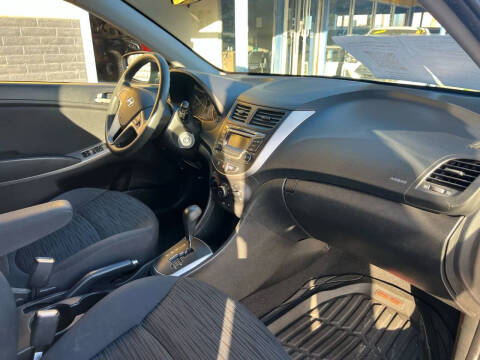 2015 Hyundai Accent GS