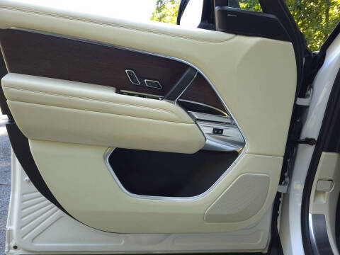 2023 Land Rover Range Rover P400 SE