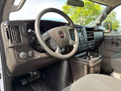 2024 GMC Savana 2500