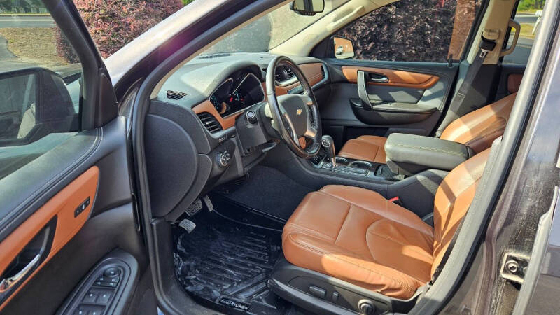 2017 Chevrolet Traverse LT