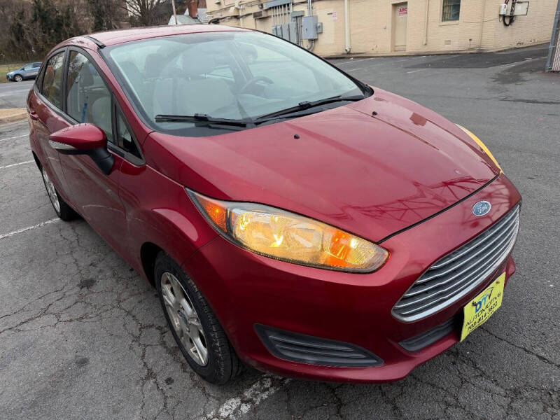 2014 Ford Fiesta SE