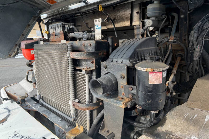 2017 Ford Stripped Chassis