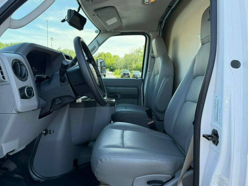 2024 Ford E-Series
