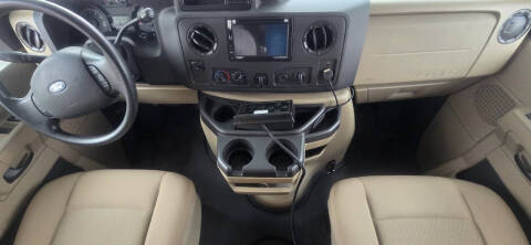 2013 SUNSEEKER SSC3050SF