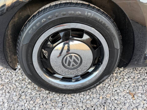 2013 Volkswagen Beetle Convertible 2.5L PZEV