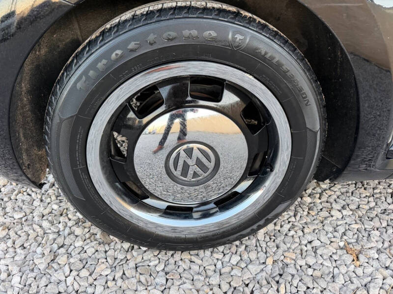 2013 Volkswagen Beetle Convertible 2.5L PZEV
