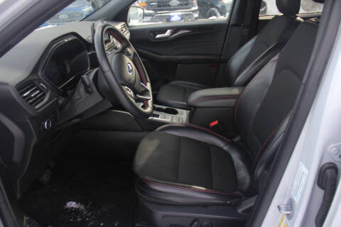 2025 Ford Escape ST-Line Select