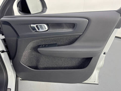 2024 Volvo XC40 Recharge Twin Plus