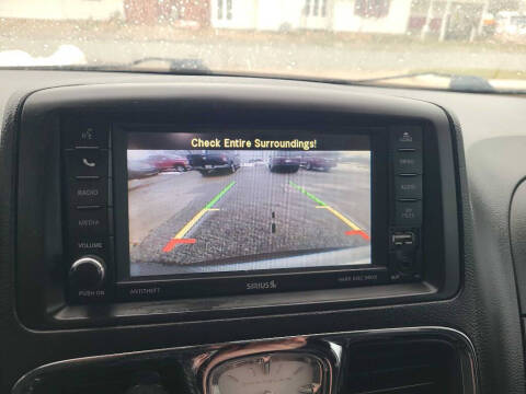 2014 Chrysler Town and Country S