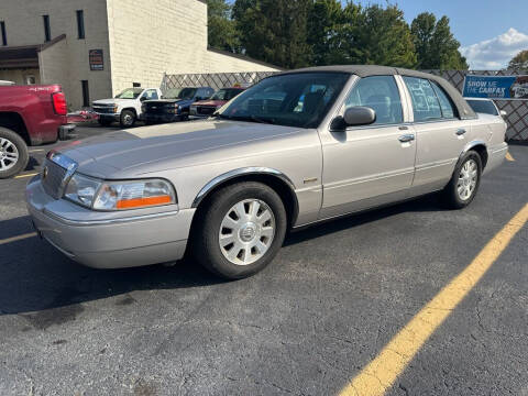 2004 Mercury Grand Marquis for sale at RP MOTORS in Austintown OH