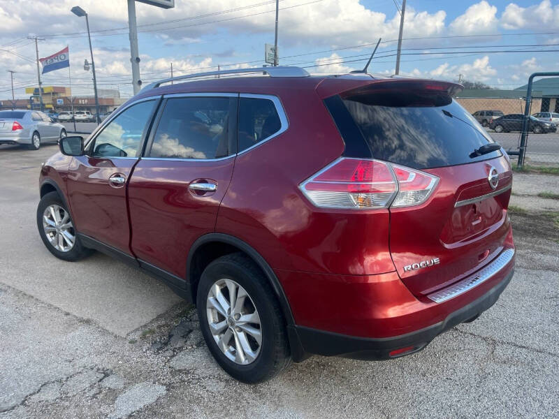 2015 Nissan Rogue SV
