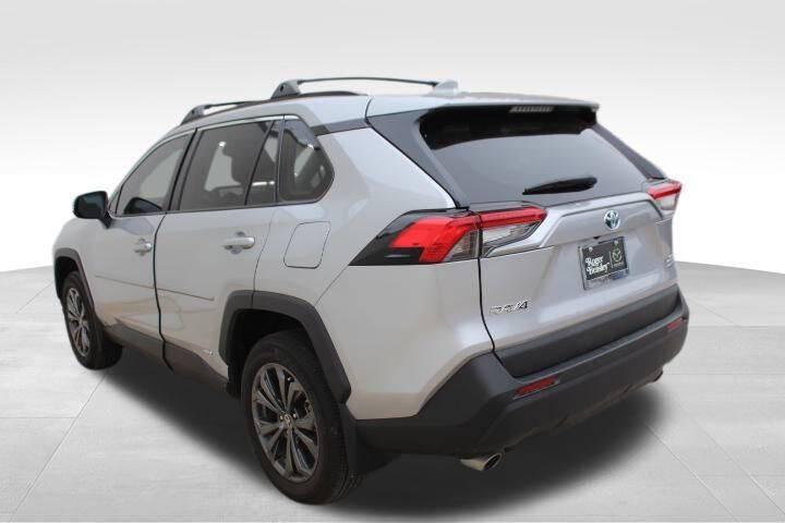 2024 Toyota RAV4 Hybrid XLE Premium