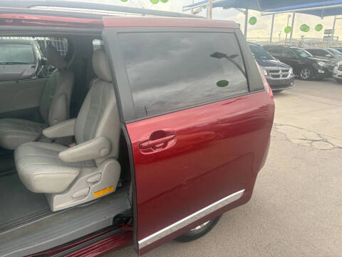 2011 Toyota Sienna