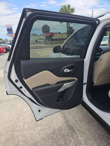 2017 Jeep Cherokee Latitude