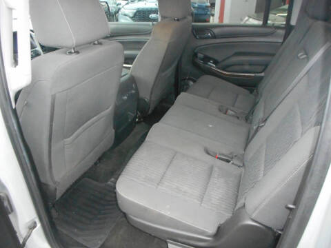 2016 Chevrolet Suburban LS