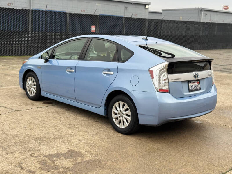 2012 Toyota Prius Plug-in Hybrid
