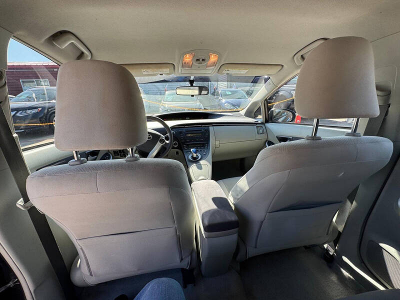 2011 Toyota Prius Two