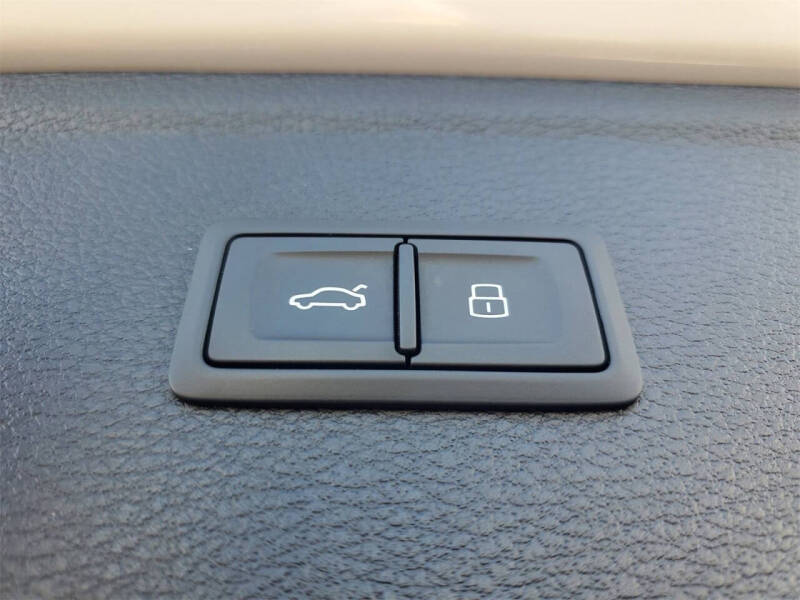 2020 Audi Q5 quattro Premium Plus 45 TFSI