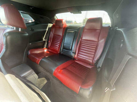 2014 Dodge Challenger R/T Shaker Package