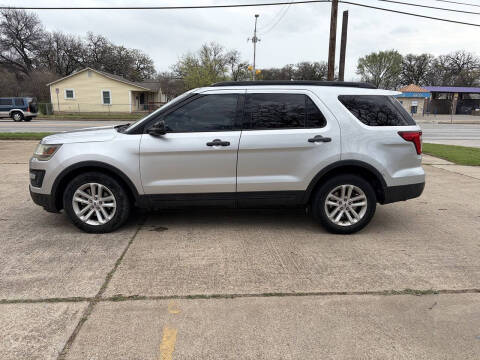 2016 Ford Explorer