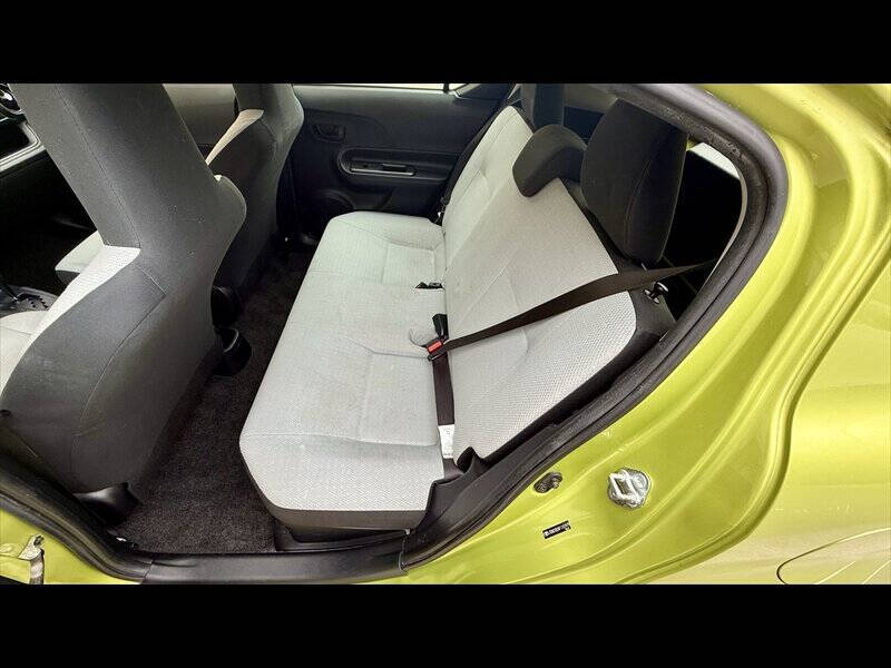 2015 Toyota Prius c Two