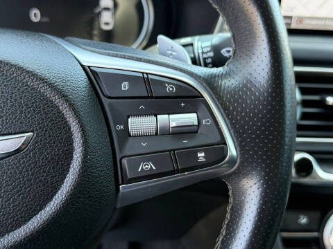 2022 Genesis G70