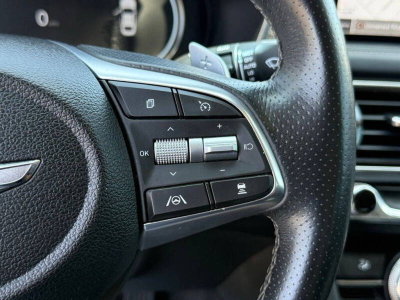 2022 Genesis G70