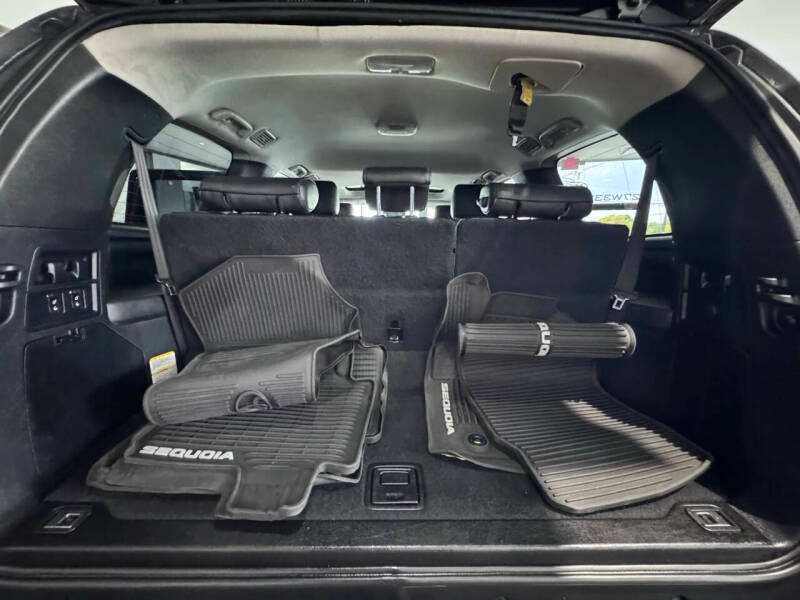 2018 Toyota Sequoia TRD Sport