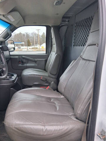 2019 Chevrolet Express 2500