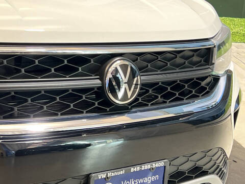 2023 Volkswagen Taos SE 4Motion