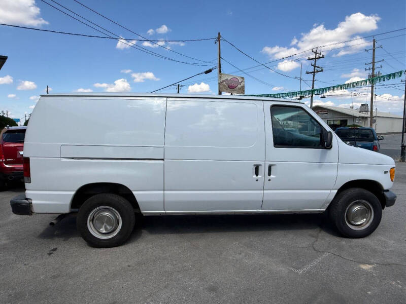 2002 Ford E-Series E-250