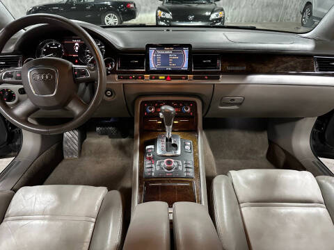 2008 Audi S8 quattro