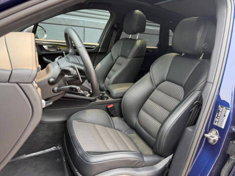 2026 Porsche Macan T