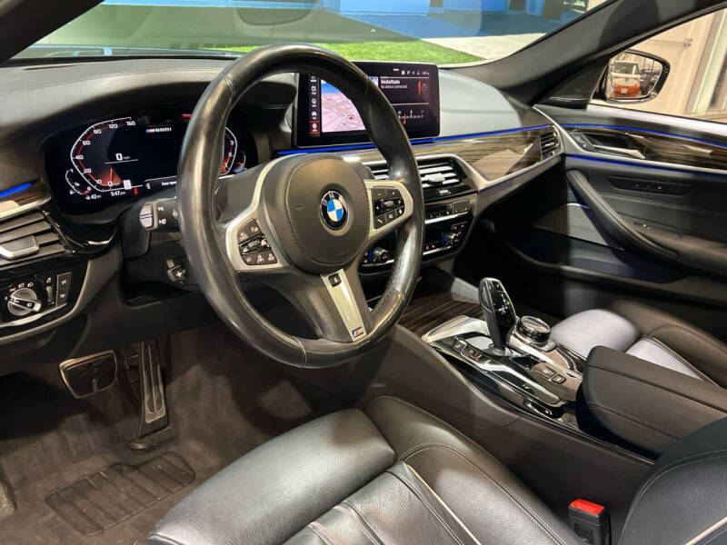 2021 BMW 5 Series M550i xDrive