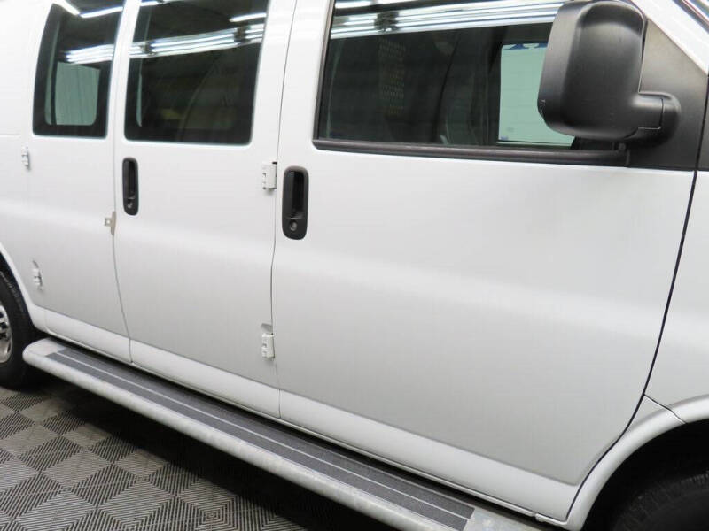 2021 Chevrolet Express 2500